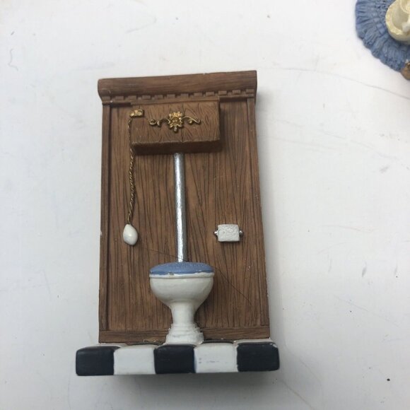 4 piece Victorian Dollhouse Furniture ‘Avon’ Collectables Powder Room - Picture 5 of 13